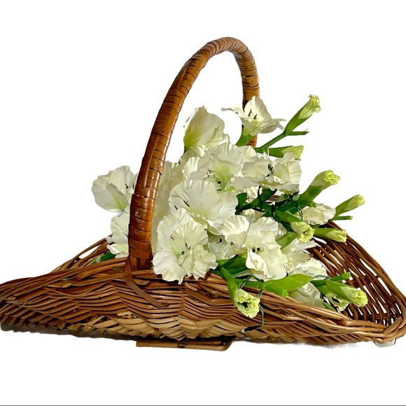 Vintage XL Flower Gathering Fireside Oval Basket